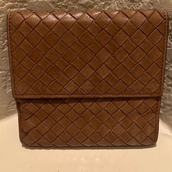 Bottega Veneta Intrecciato Compact Wallet Brown Woven Leather Bifold Luxury - Picture 1 of 10